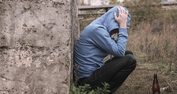 How Long Do Alcohol Withdrawal Symptoms Last? 1 How Long Do Alcohol Withdrawal Symptoms Last?