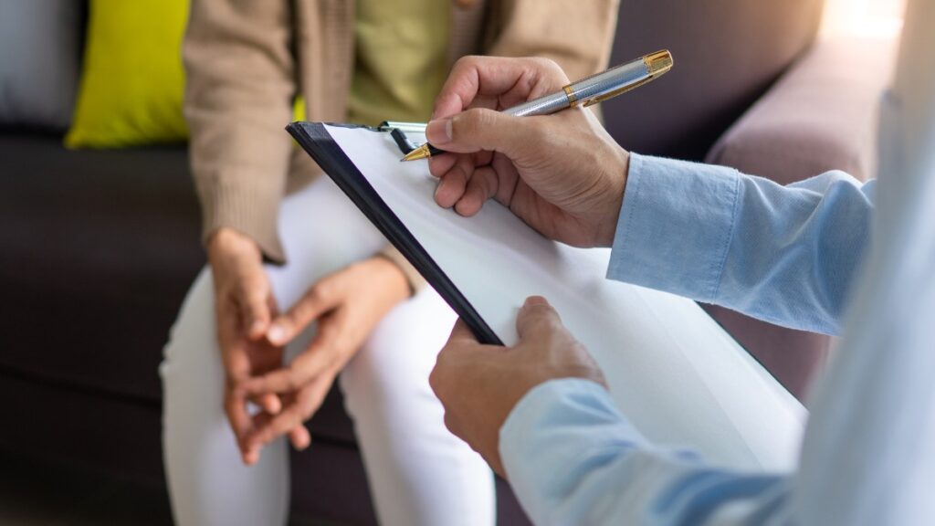 Prescription Medication Addiction Among Professionals: Treatment and Recovery 2 prescription drug abuse treatment, prescription medication addiction, opioid dependence treatment, benzodiazepine addiction help, stimulant misuse treatment, monitored detox programs, substance use treatment for professionals, prescription drug recovery, medication-assisted treatment, prescription drug rehab chicago